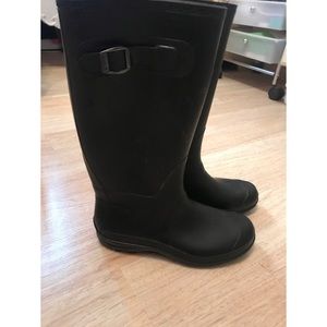 Black Rain Boots